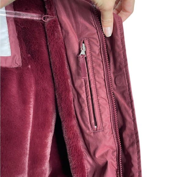 Aritzia | TNA Avoriaz Faux Fur Lined Goose Down Parka Medium - Picture 11 of 16